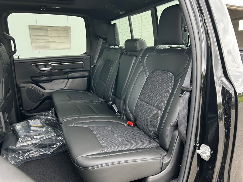 2025 RAM 1500 Sport 4x4 Crew Cab 5'7" Box