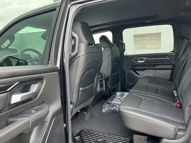 2025 RAM 1500 Sport 4x4 Crew Cab 5'7" Box