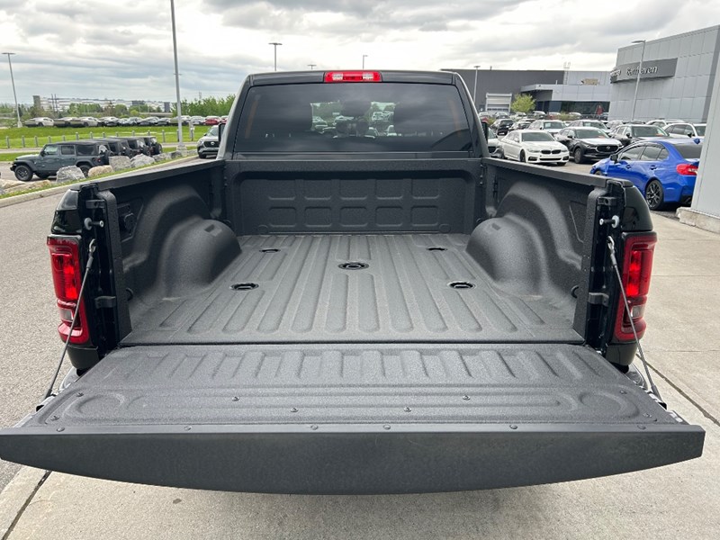 2025 RAM 2500 Big Horn 4x4 Crew Cab 6'4" Box