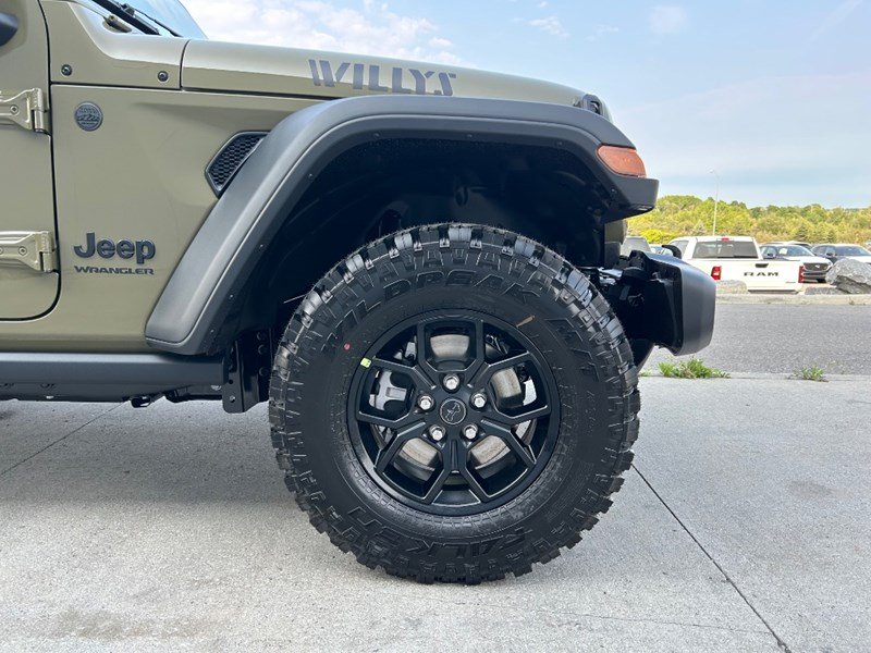 2025 Jeep Wrangler Willys 2 Door 4x4