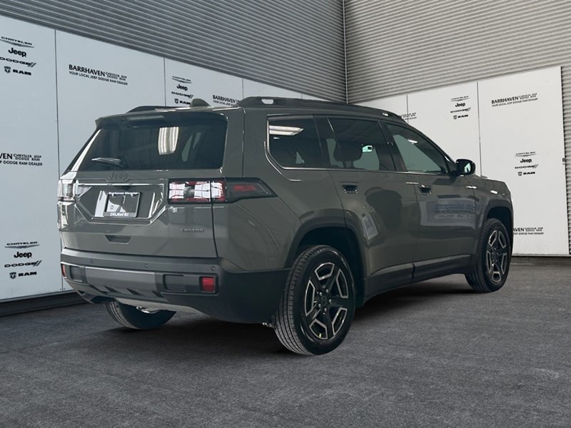 2026 Jeep Cherokee Laredo 4x4