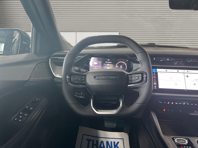 2026 Jeep Cherokee Laredo 4x4