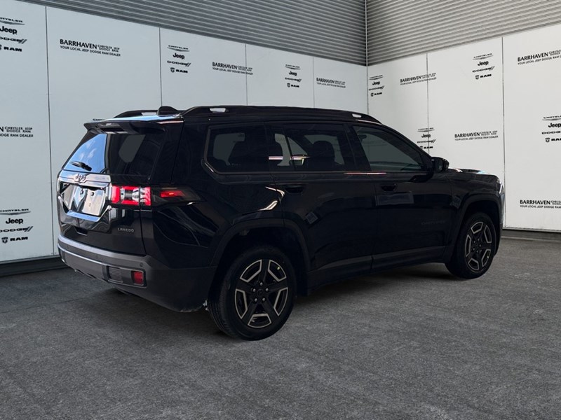 2026 Jeep Cherokee Laredo 4x4