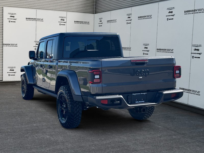 2026 Jeep Gladiator Willys 4x4
