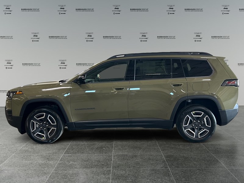 2026 Jeep Cherokee Laredo 4x4