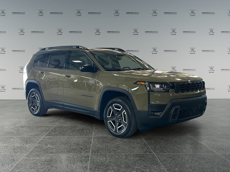 2026 Jeep Cherokee Laredo 4x4