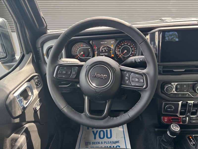 2026 Jeep Gladiator Willys 4x4