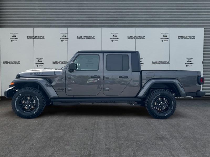 2026 Jeep Gladiator Willys 4x4