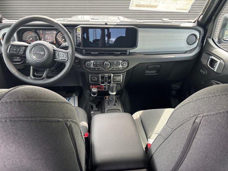 2026 Jeep Gladiator Willys 4x4