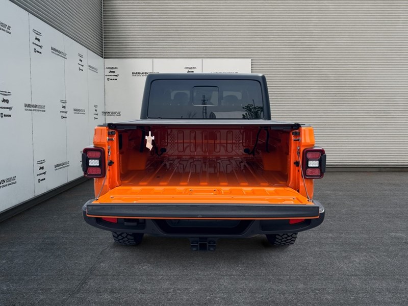 2026 Jeep Gladiator Willys 4x4