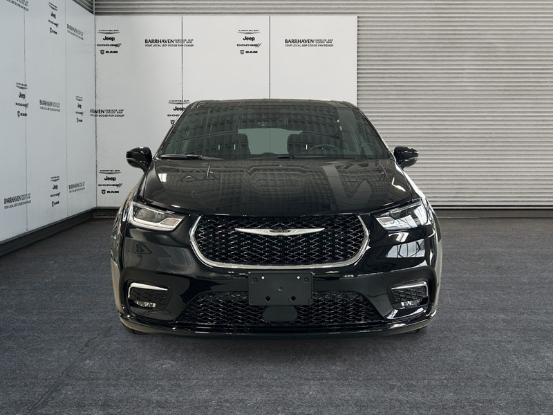 2025 Chrysler Pacifica Select FWD