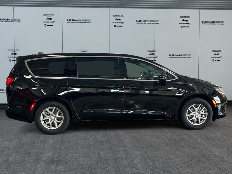 2026 Chrysler Grand Caravan SXT