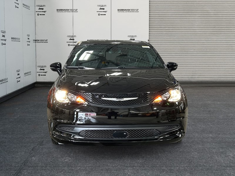 2026 Chrysler Grand Caravan SXT