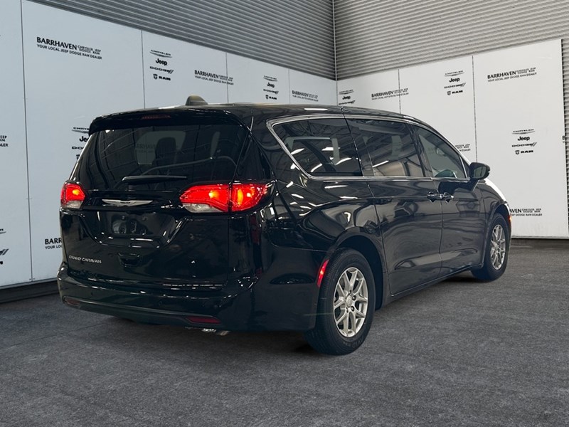 2026 Chrysler Grand Caravan SXT