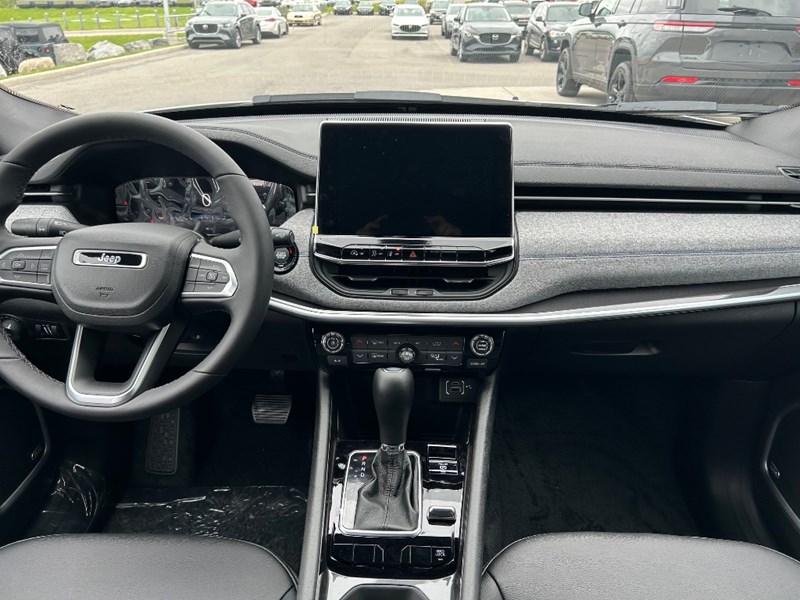 2025 Jeep Compass North 4x4