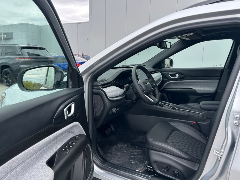 2025 Jeep Compass North 4x4