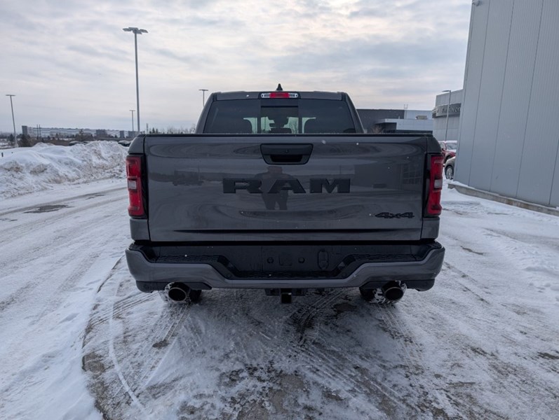 2025 RAM 1500 Tradesman 4x4 Crew Cab | Sport Appearance