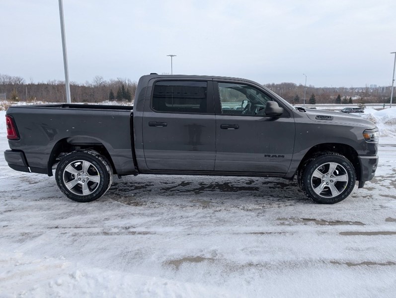 2025 RAM 1500 Tradesman 4x4 Crew Cab | Sport Appearance