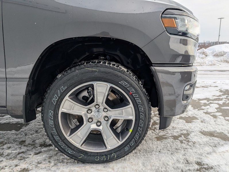 2025 RAM 1500 Tradesman 4x4 Crew Cab | Sport Appearance