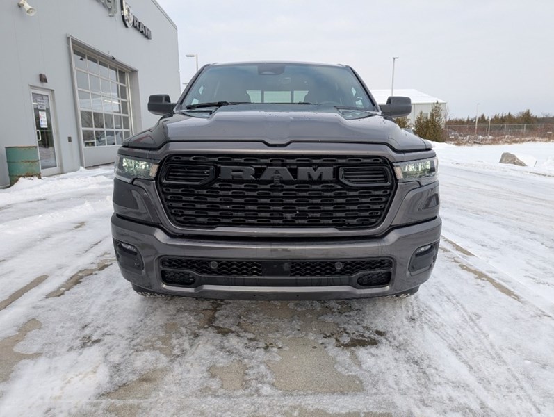 2025 RAM 1500 Tradesman 4x4 Crew Cab | Sport Appearance