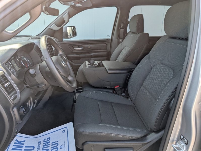 2025 RAM 1500 Tradesman 4x4 Crew Cab 5'7" Box