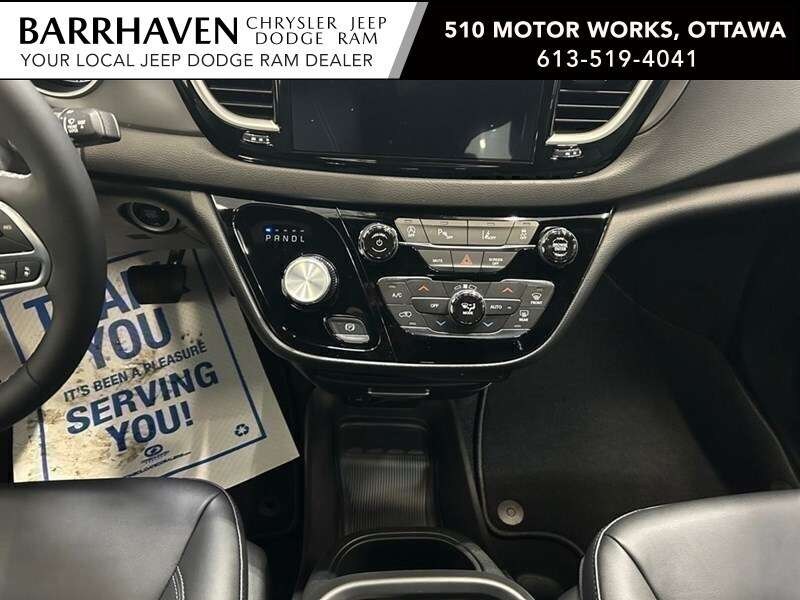 2026 Chrysler Grand Caravan SXT 2WD