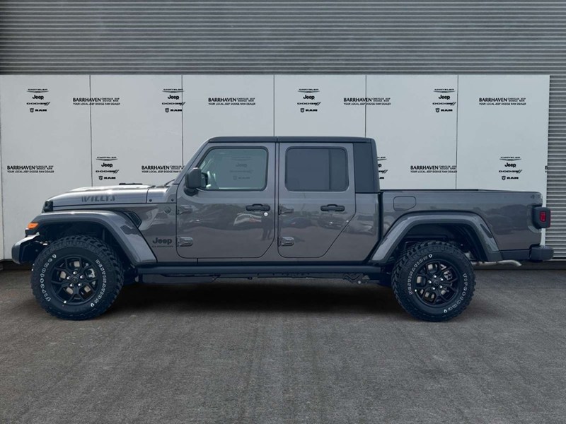 2026 Jeep Gladiator Willys 4x4