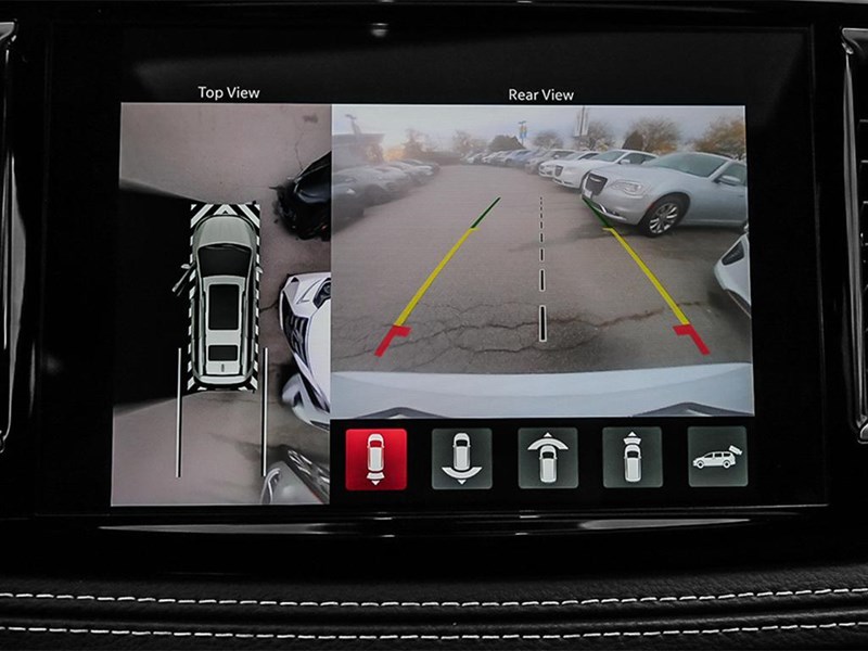 2025 Chrysler Pacifica Select FWD