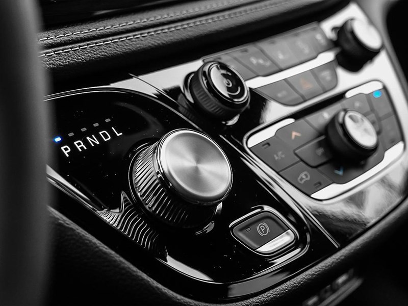 2025 Chrysler Pacifica Select FWD