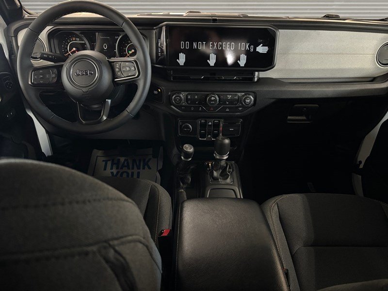 2026 Jeep Gladiator NightHawk 4x4