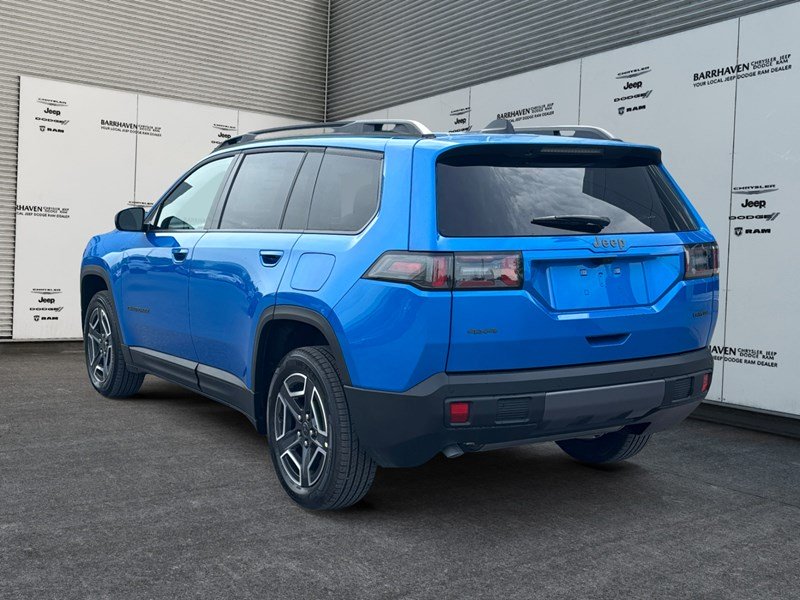 2026 Jeep Cherokee Laredo 4x4