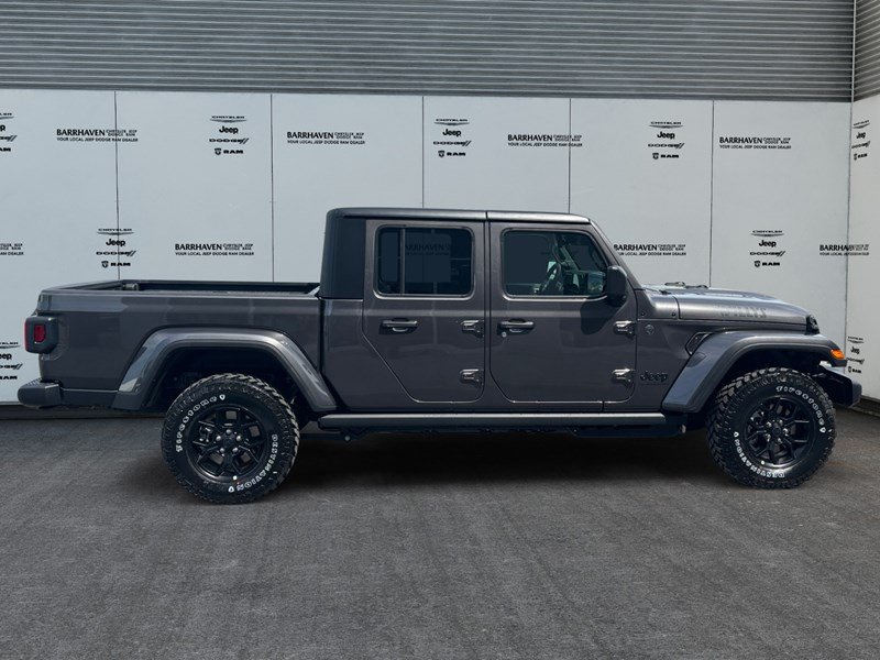 2026 Jeep Gladiator Willys 4x4