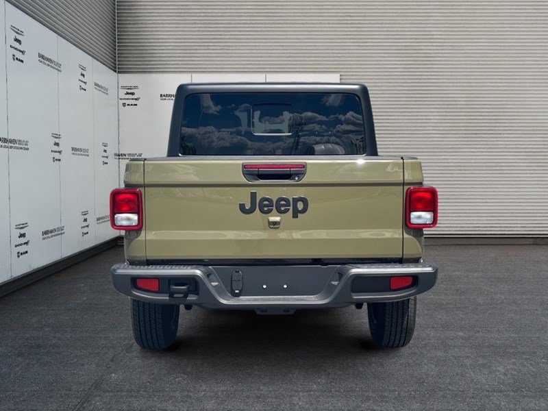 2026 Jeep Gladiator Sport S 4x4
