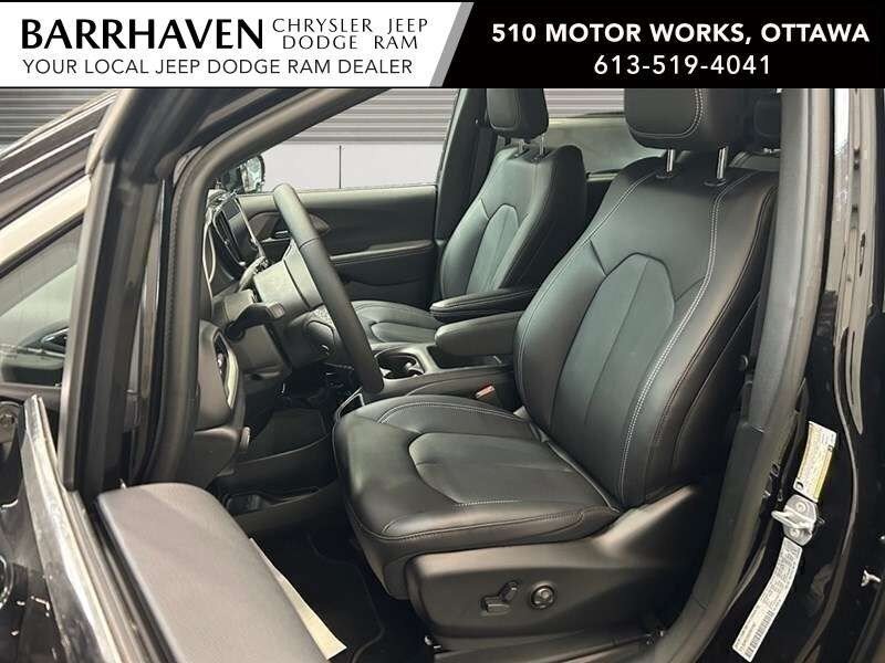 2026 Chrysler Grand Caravan SXT 2WD