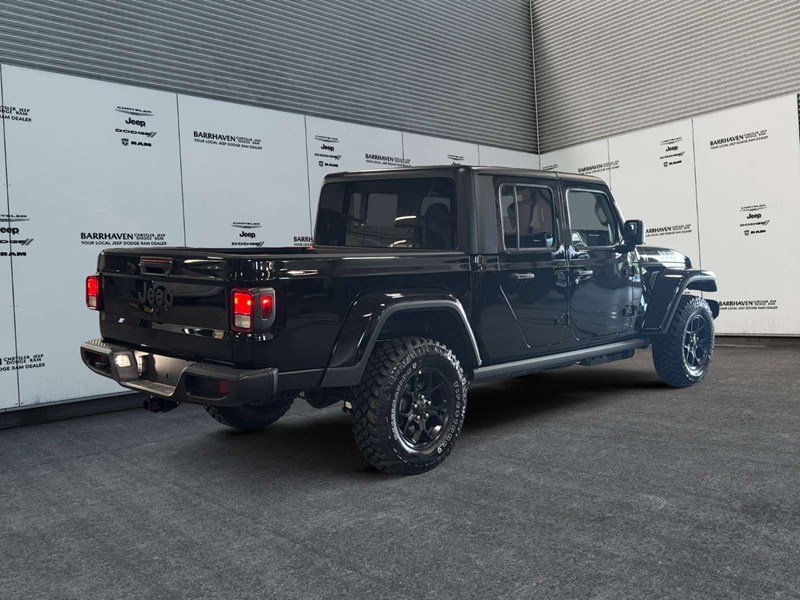 2026 Jeep Gladiator Willys 4x4