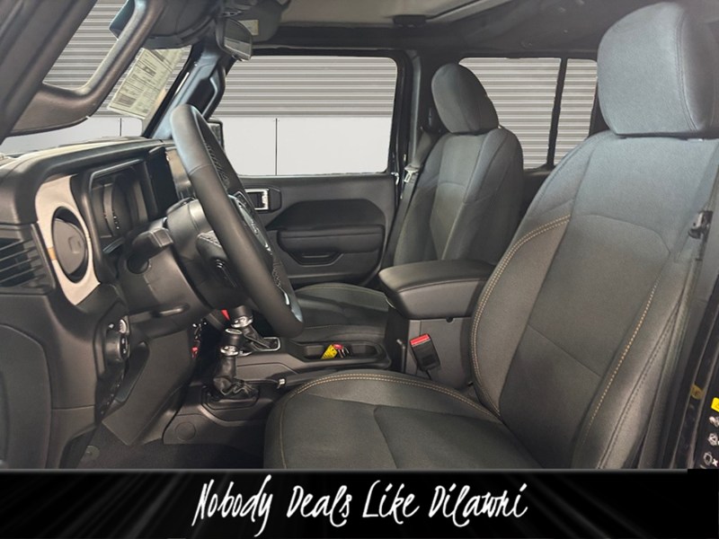 2026 Jeep Gladiator Willys 4x4