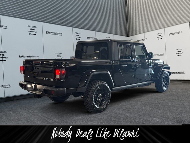 2026 Jeep Gladiator Willys 4x4