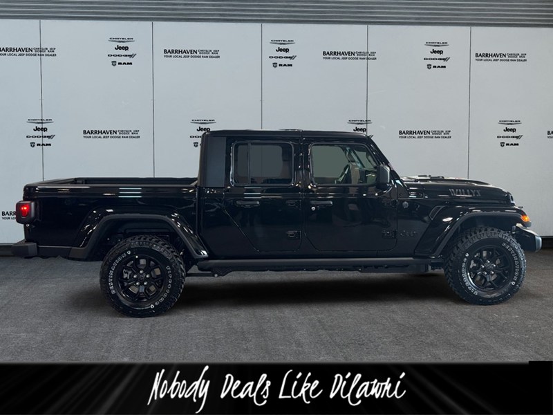 2026 Jeep Gladiator Willys 4x4