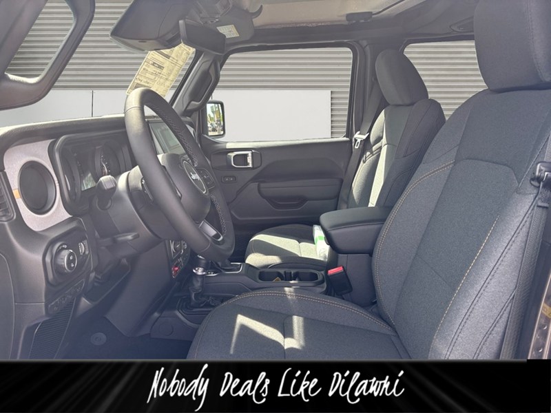 2026 Jeep Gladiator Willys 4x4