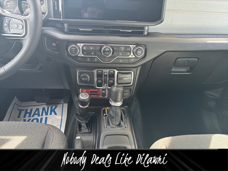 2026 Jeep Gladiator Willys 4x4