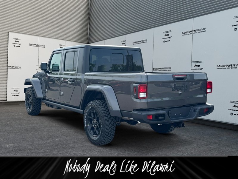 2026 Jeep Gladiator Willys 4x4