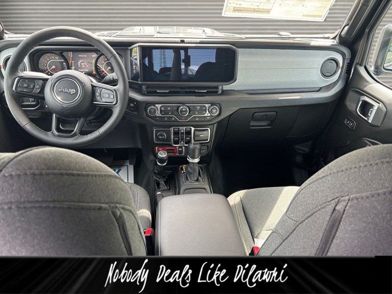 2026 Jeep Gladiator Willys 4x4