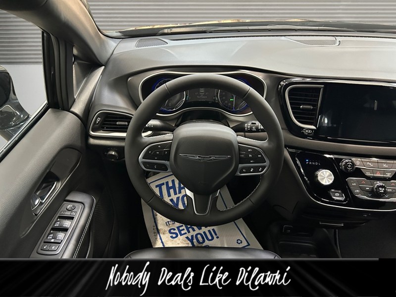 2026 Chrysler Grand Caravan SXT