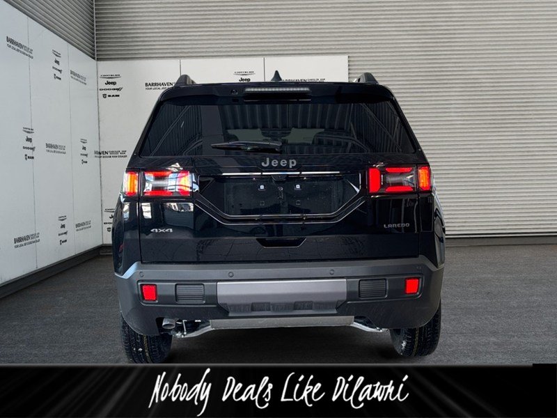 2026 Jeep Cherokee Laredo 4x4