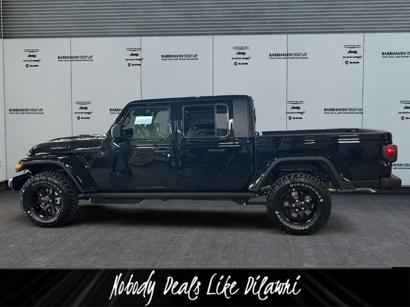 2026 Jeep Gladiator Willys 4x4