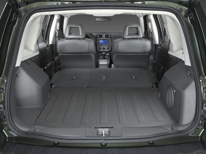 2010 Jeep Patriot Sport/North OEM Shot 6