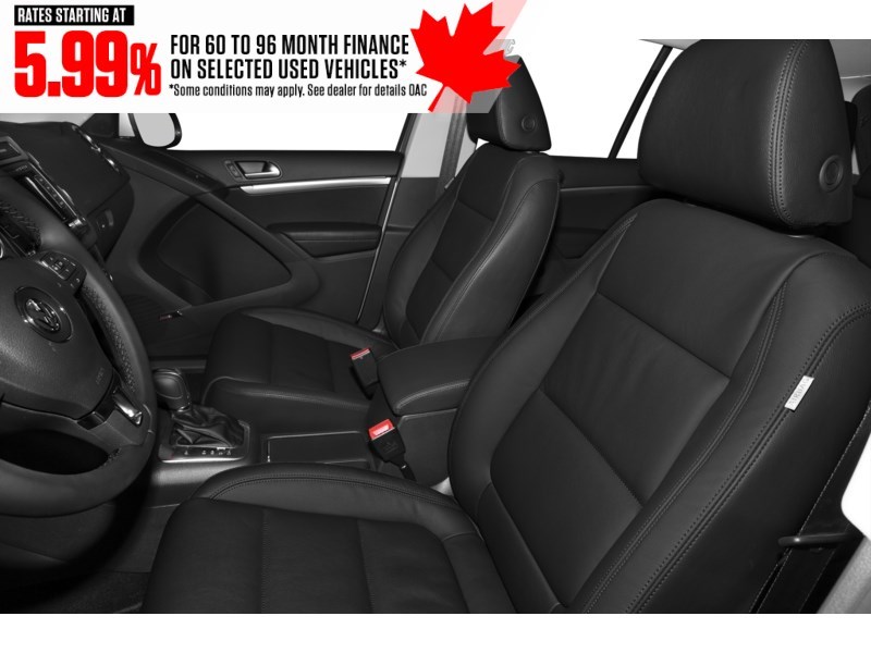 2017 Volkswagen Tiguan 4MOTION 4dr Comfortline Interior Shot 5