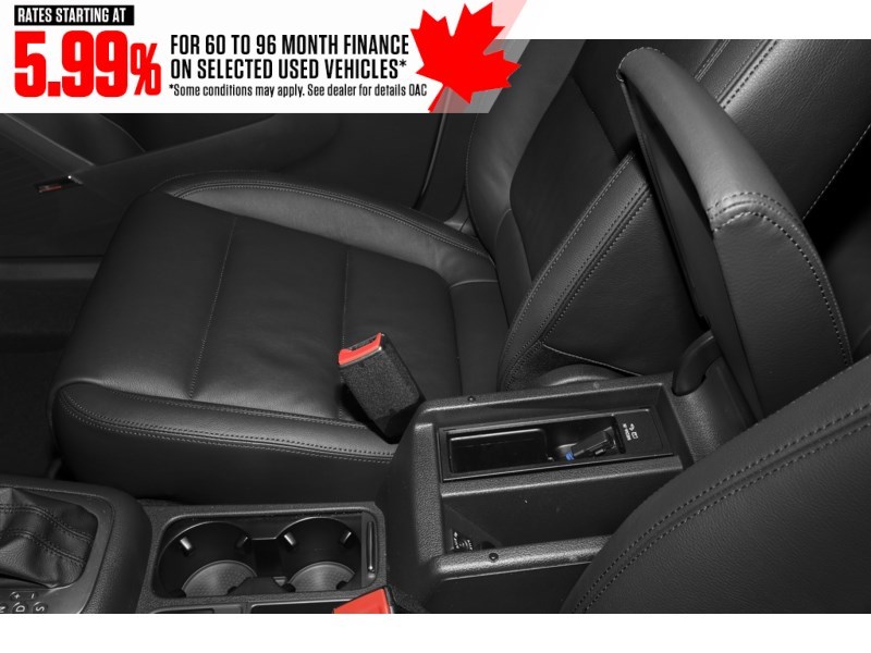 2017 Volkswagen Tiguan 4MOTION 4dr Comfortline Interior Shot 8