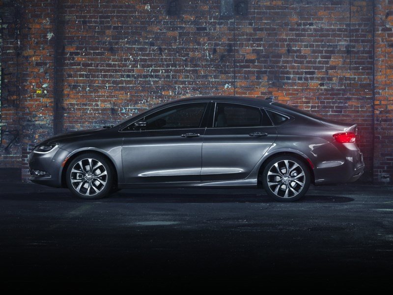 2017 Chrysler 200 LX OEM Shot 3