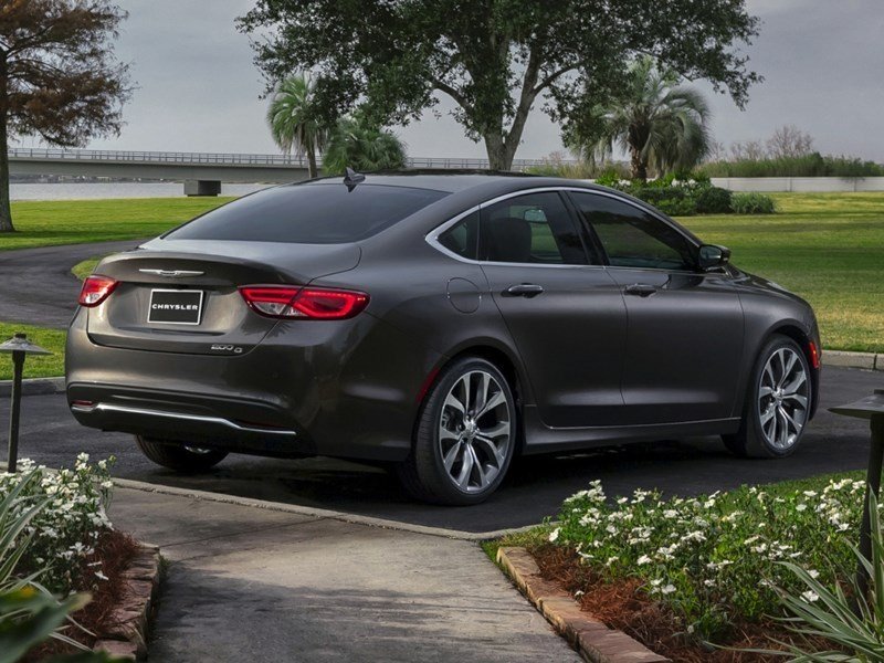 2017 Chrysler 200 LX OEM Shot 4